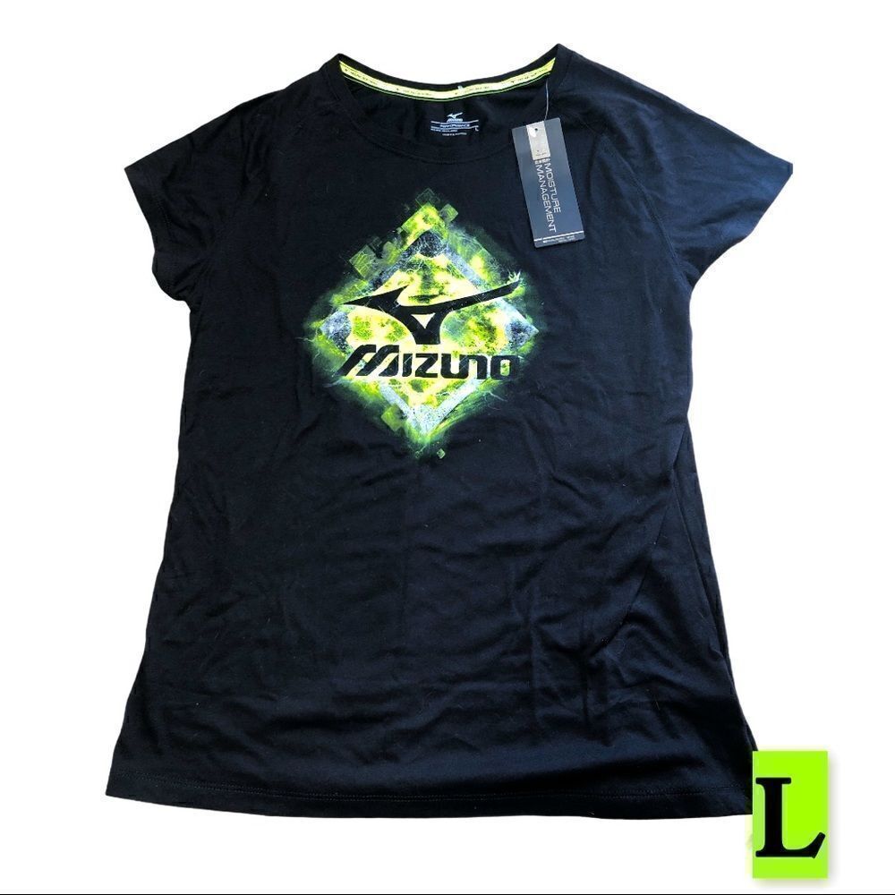 Mizuno moisture management T-shirt. 